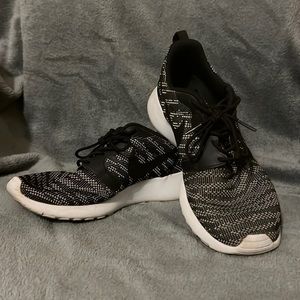 Women’s US 8, Nike Free Flyknit, running shoes